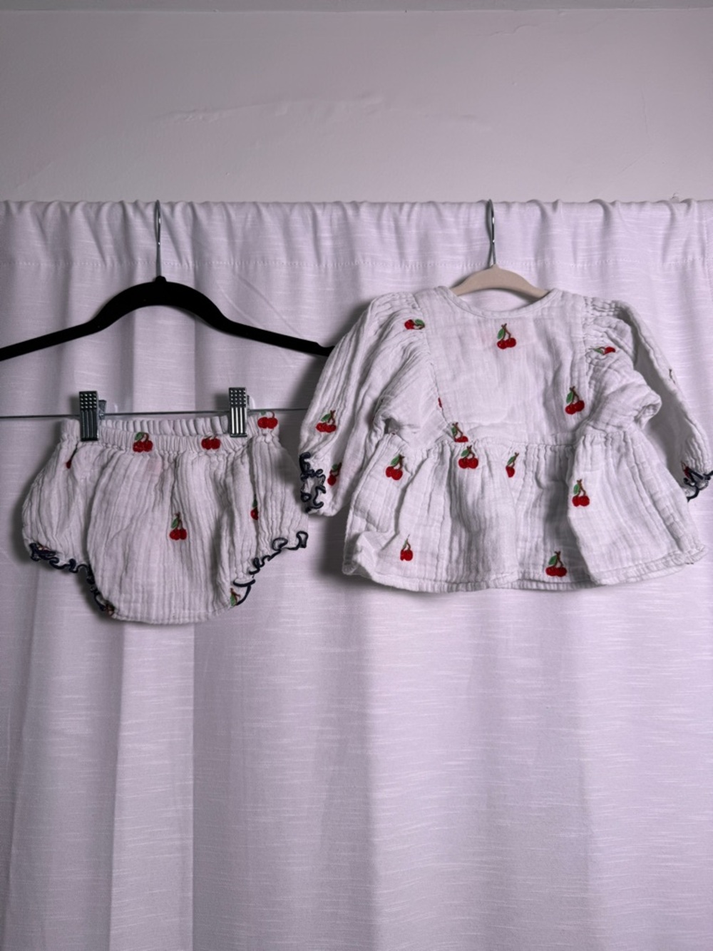 Pink Chicken Baby Ava Bella 2 Piece Set Cherry Print Top Bloomer | Size 6-12M - Picture 7 of 16